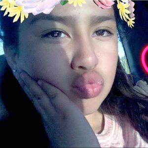 Meet your Posher, Alize